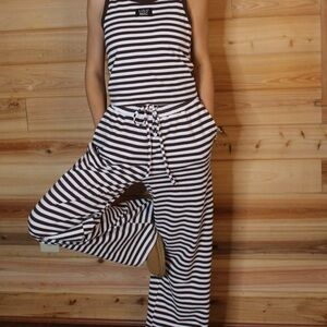 Lulu Mac brown and white striped pants NWT
